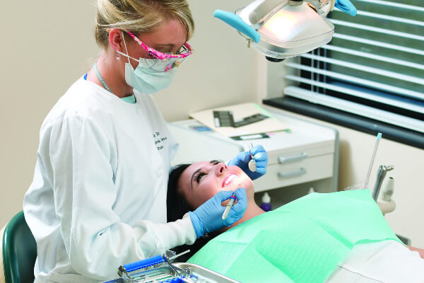 dental implant specialist
